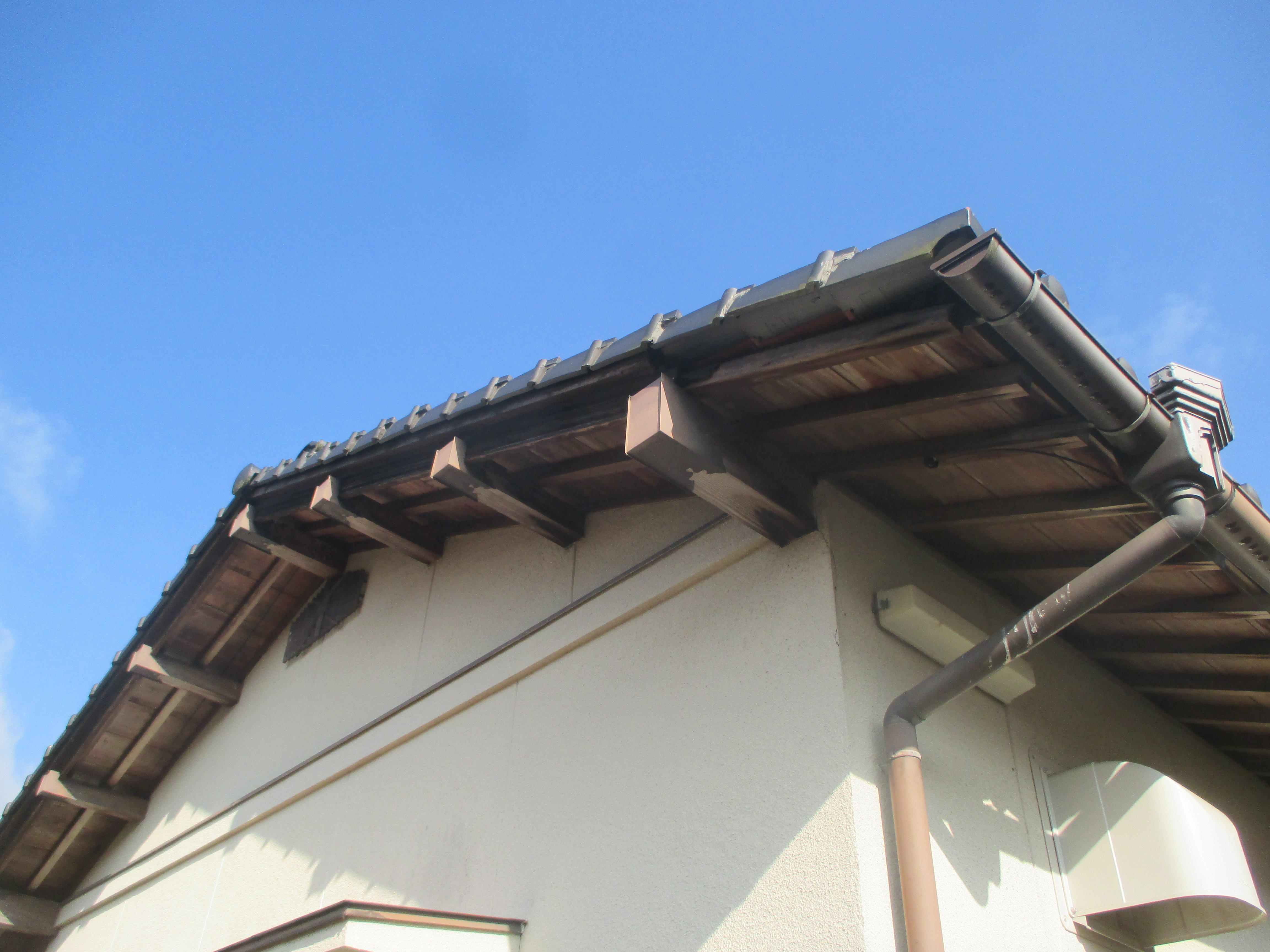 雨漏り調査　雨漏り点検　岡山