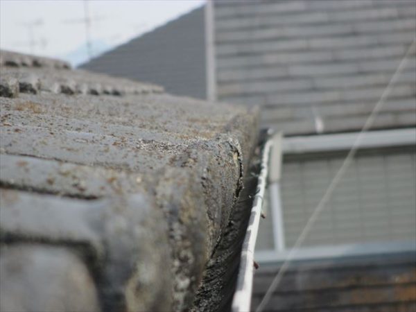 岡山市南区で屋根工事　雨漏り修理　雨どい補修